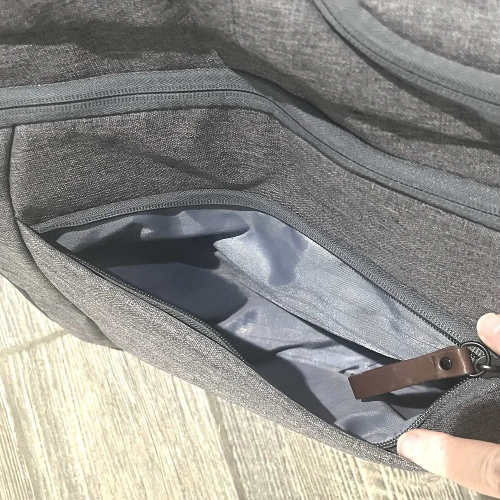 KROSER 17.3 inch‎ Laptop iPad Backpack Gray Padded Back Travel Charging Port